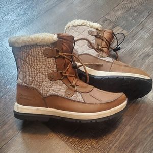 Bearpaw winter boots